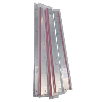 UV Ink Resistant Heidelberg Printer Wash Up Blade 605x46x0.5mm dengan 7 lubang untuk SM52 PM52