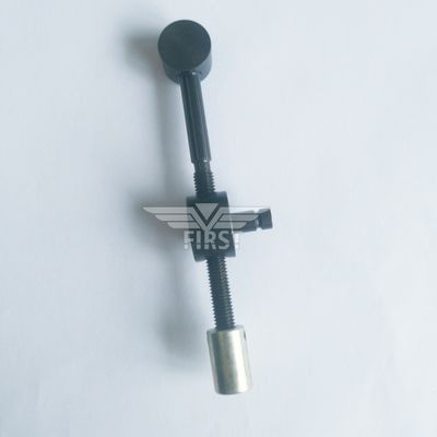 Bahan besi Threaded Spindle Screw SM52 Heidelberg Kompatibel 13.8CM Panjang Offset Printing Parts