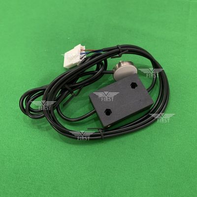 G2.122.1311 Sensor Kedekatan Untuk PM52 SM52 Sensor Pengiriman Penggantian Baja/Material Plastik OMRON-E2Ex5ME1