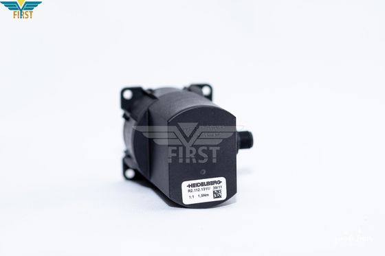 1.5Nm Hitam Gear Motor R2.122.1311 Heidelberg Motors Offset Printing suku cadang