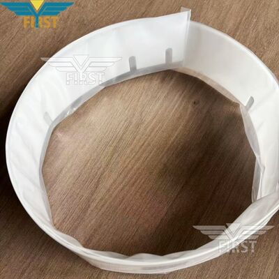 Wash Up Blade untuk Roland 700 dengan 1102×56×1mm Dimensi dan 13 Lubang di Plastik Tinggi