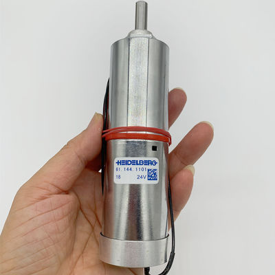 Silver Geared Motor 61.144.1101/02 SM/CD 102 untuk mesin cetak Heidelberg